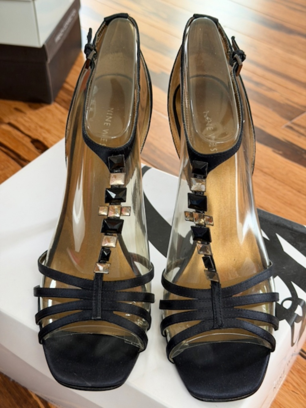 Nine West Black Mesh Jeweled Peep Toe Heels Size 11